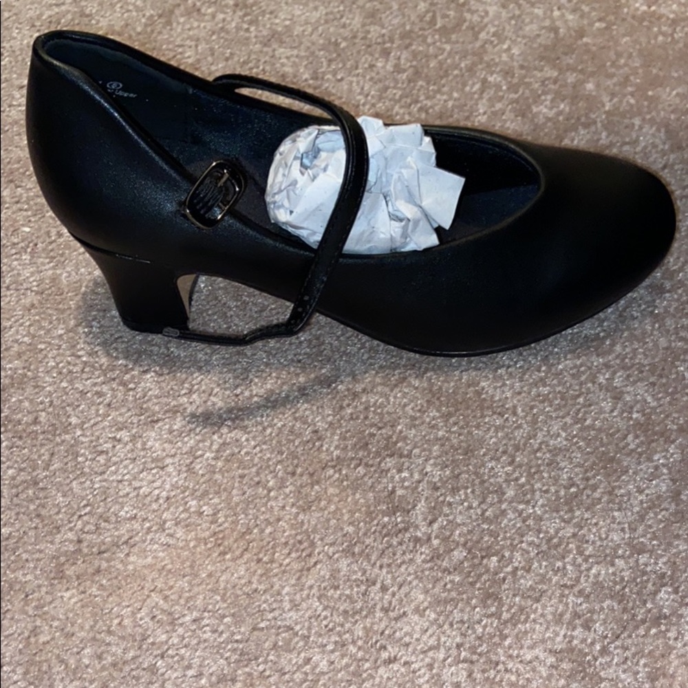 Character shoes